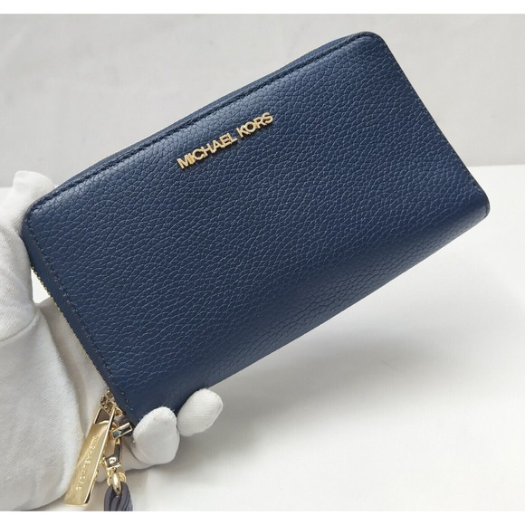 Michael Kors Jet Set Travel Navy Blue Leather Zip Around Phone Case Wallet - NWT - Picture 4 of 16